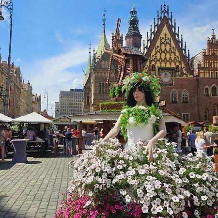 Apartamenty Hexus - Ofiar Oswiecimskich - Wroclaw Centrum Rynek Bagian luar foto