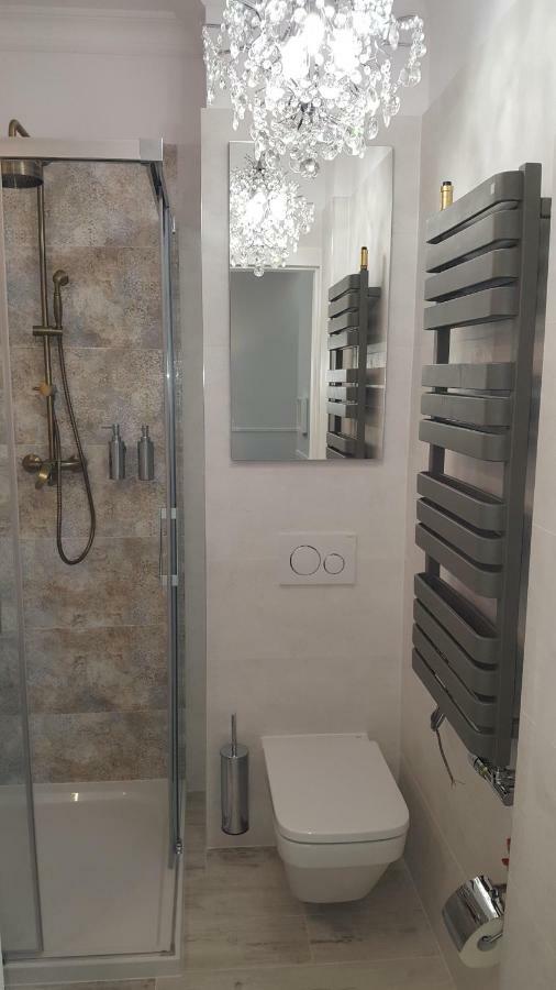 Apartamenty Hexus - Ofiar Oswiecimskich - Wroclaw Centrum Rynek Bagian luar foto